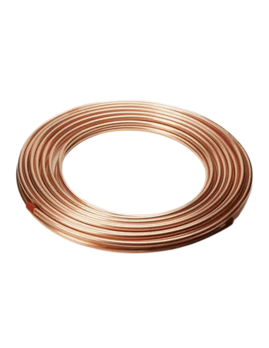 Tubería de cobre recocida en rollo de 15 metros de la marca RC Frío Asistencias, mostrando la superficie metálica y flexible.